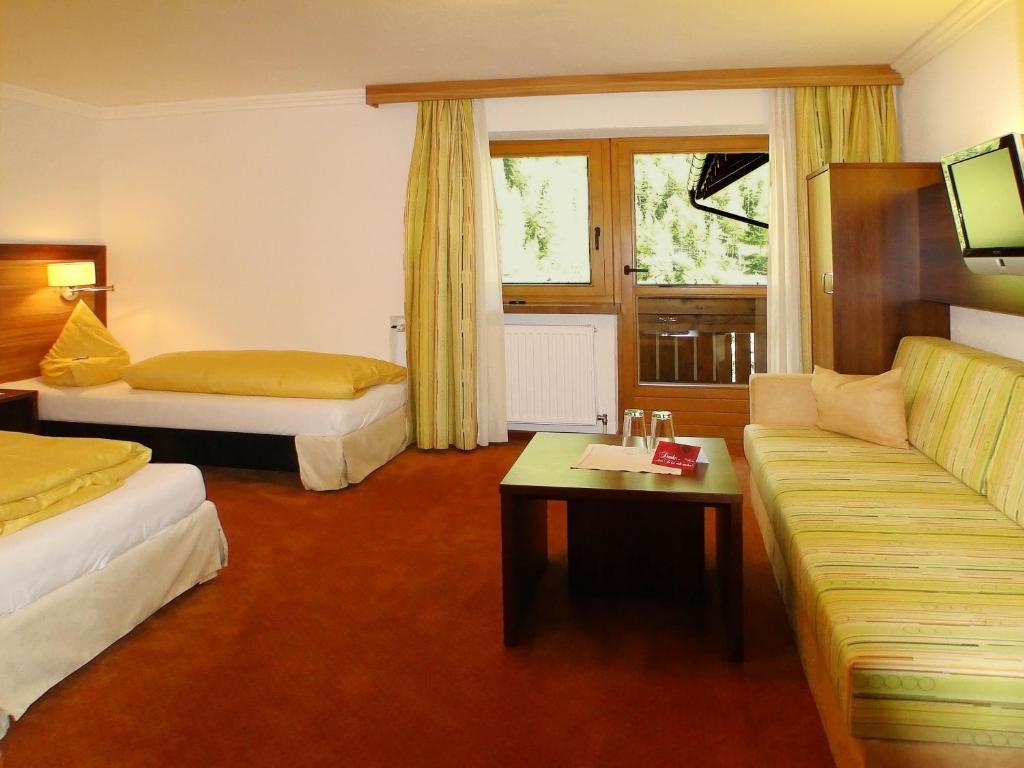 Hotel Garni Hainbacherhof Solden Room photo