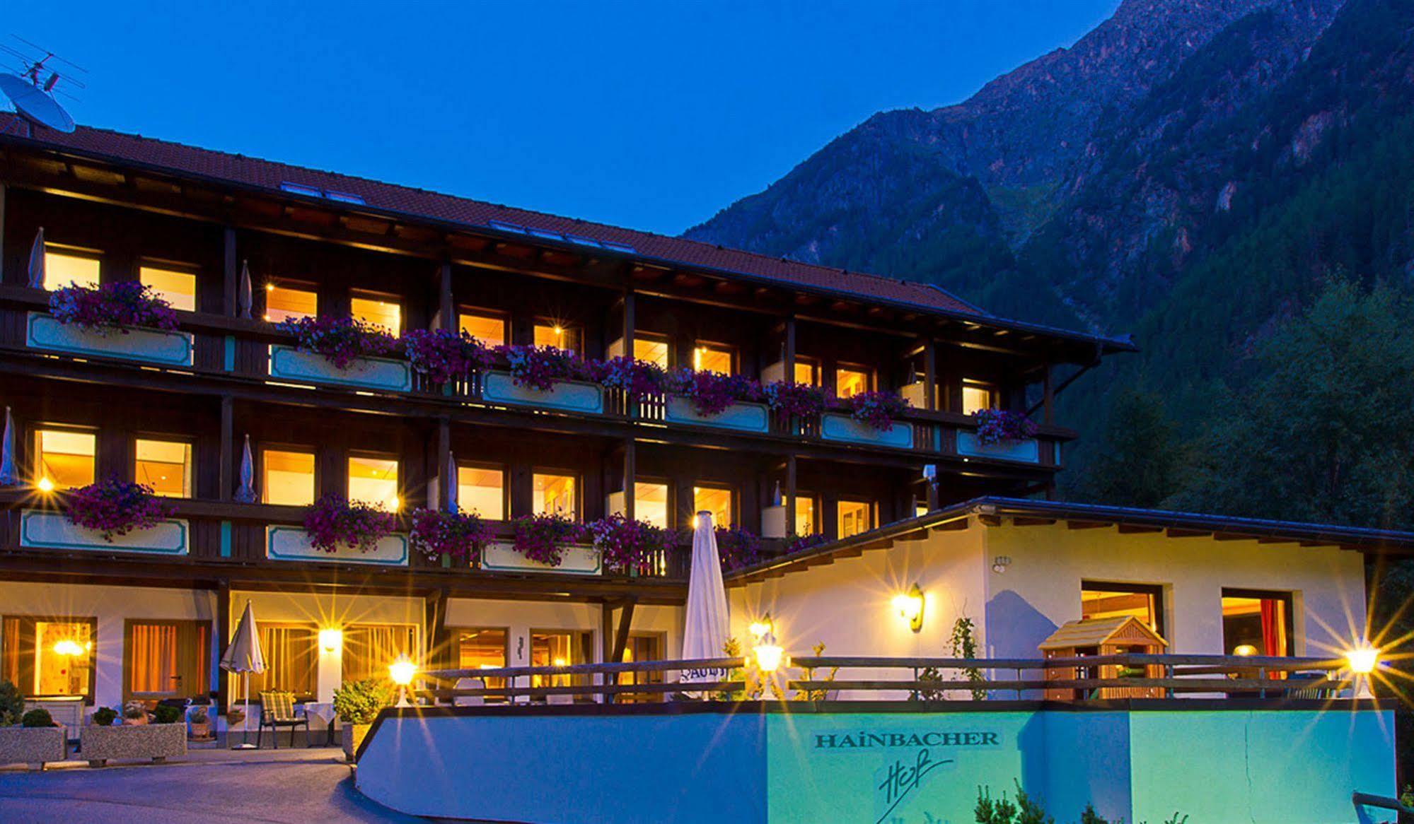 Hotel Garni Hainbacherhof Solden Exterior photo
